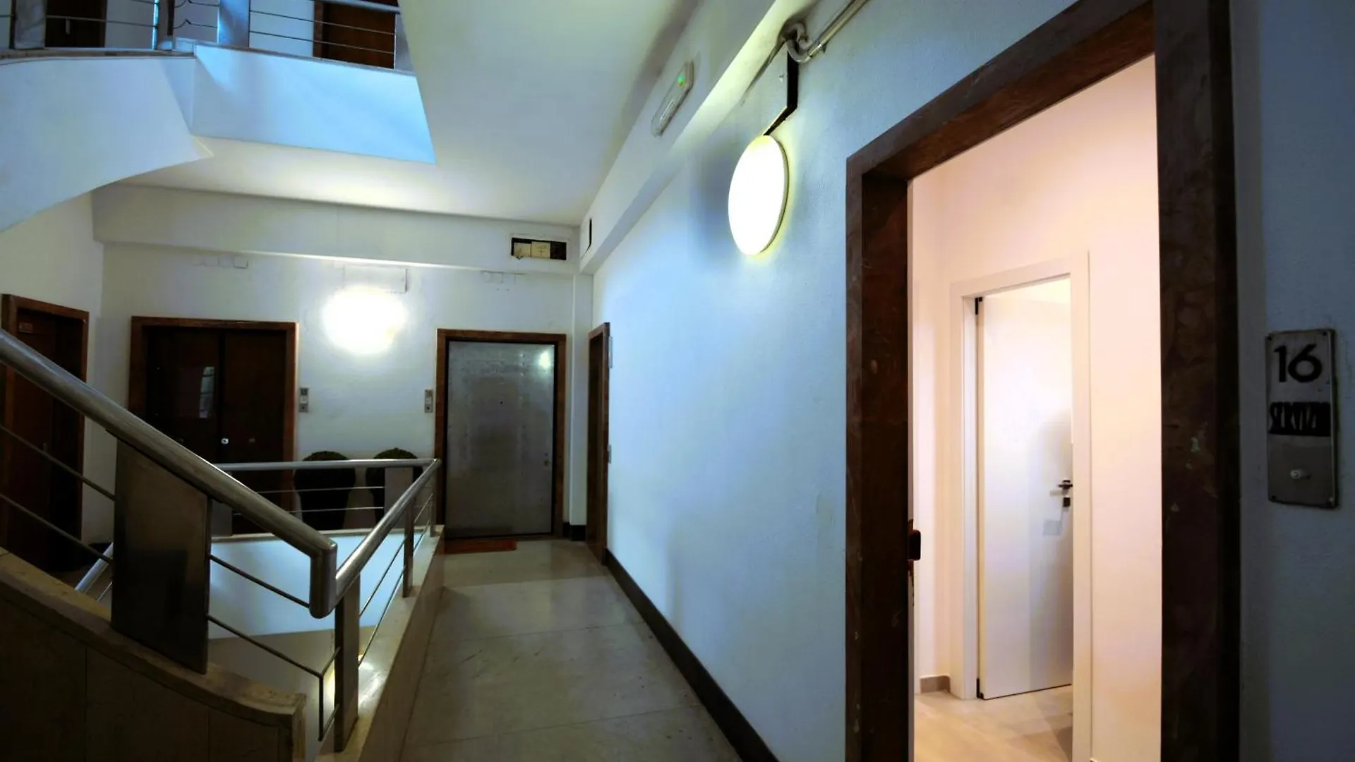 Piazza Della Vittoria Apartment Genoa