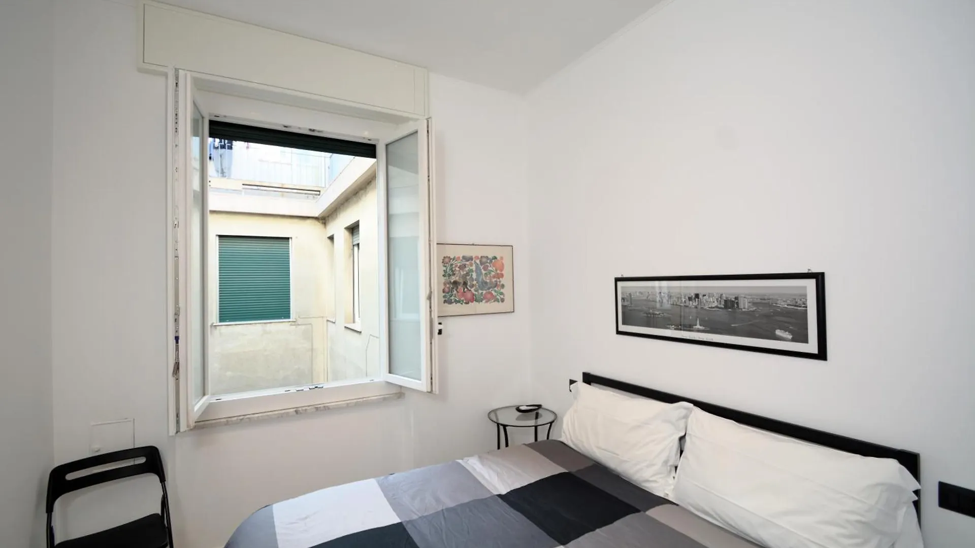 Piazza Della Vittoria Apartment Genoa