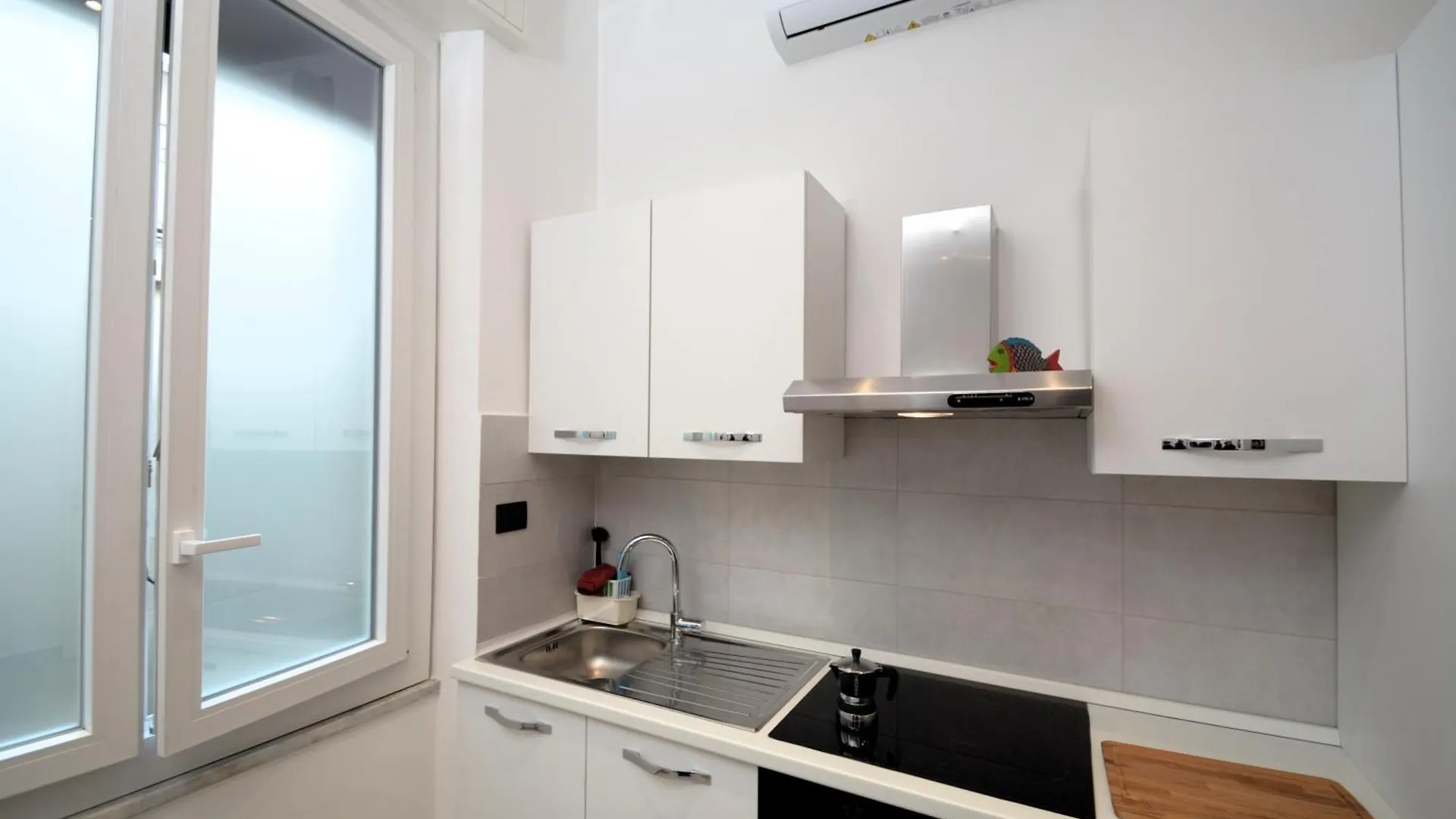 Piazza Della Vittoria Apartment Genoa Italy
