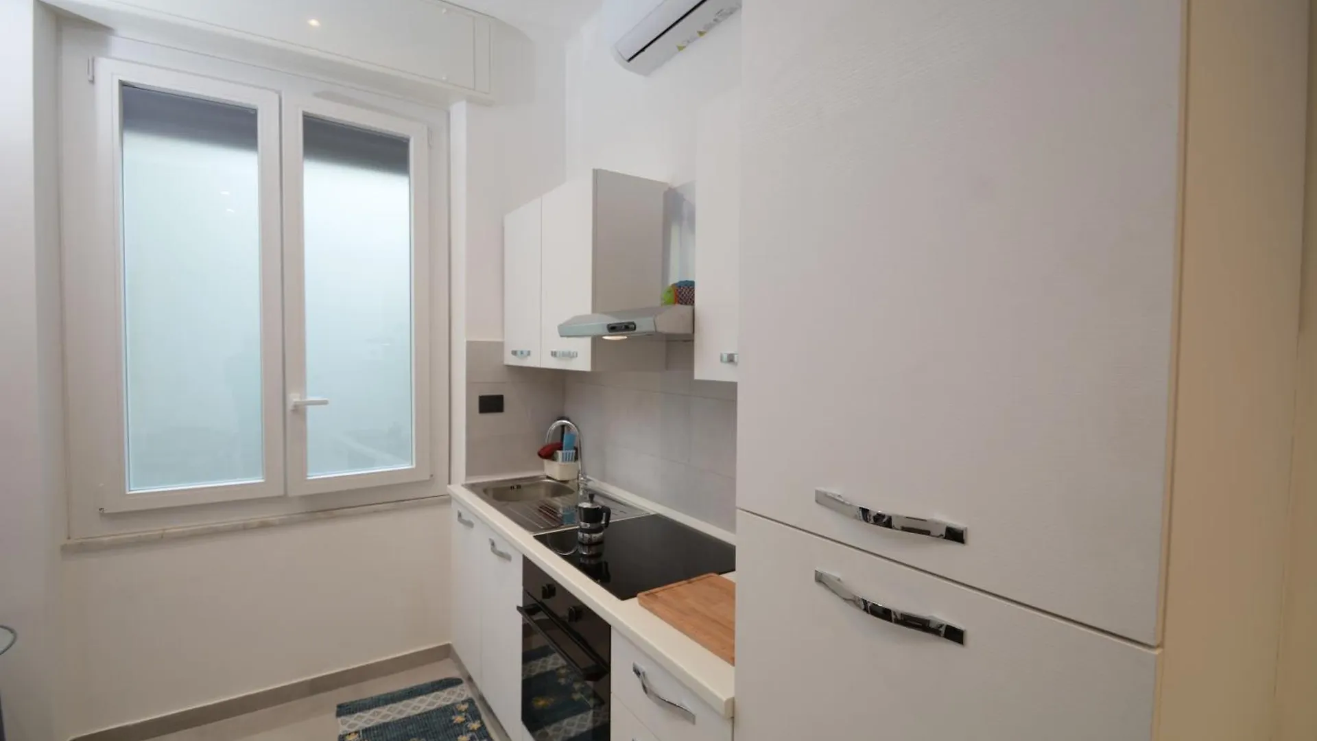 Piazza Della Vittoria Apartment Genoa 0*,  Italy