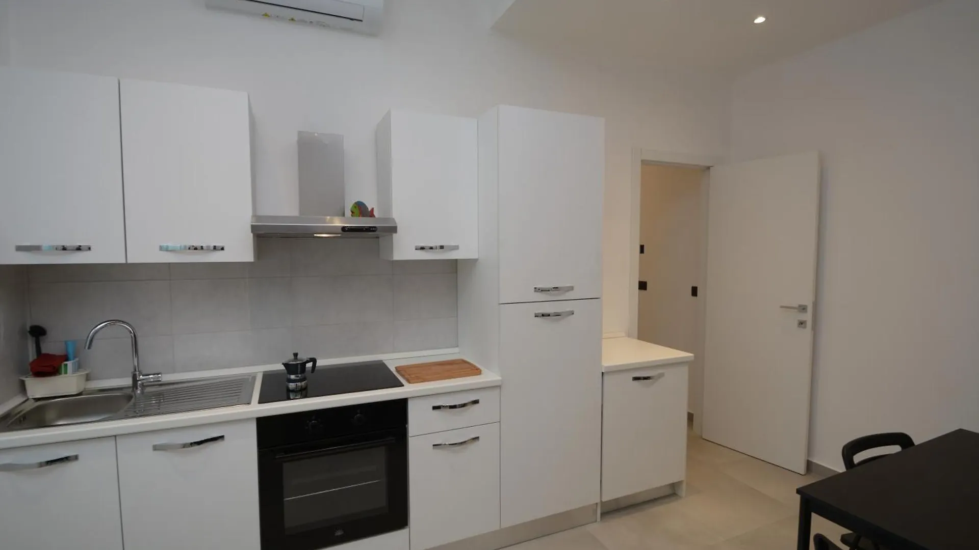 Piazza Della Vittoria Apartment Genoa 0*,  Italy